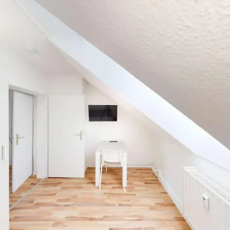 Monteur/ferienwohnungen Bei Magdeburg Apartman *